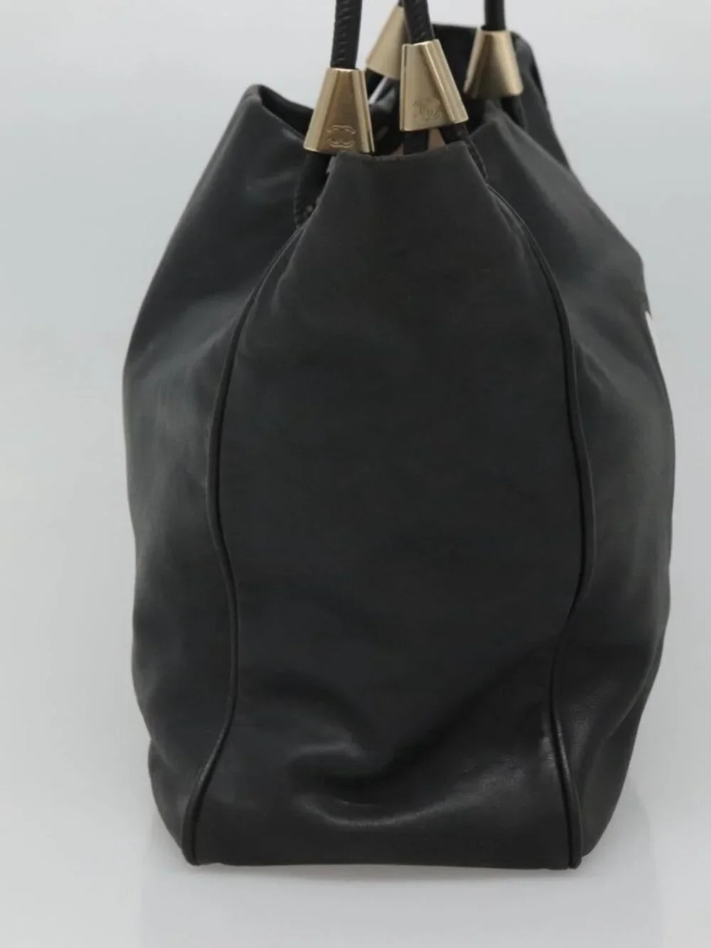 CHANEL Camelia Tote Bag Lamb Skin Black CC Auth BA841